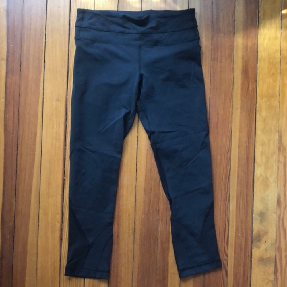Lululemon Black Cropped Mesh Leggings Sz 4